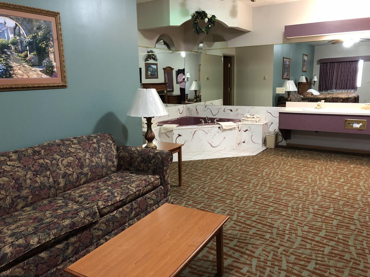 Countryside Hotel 2*